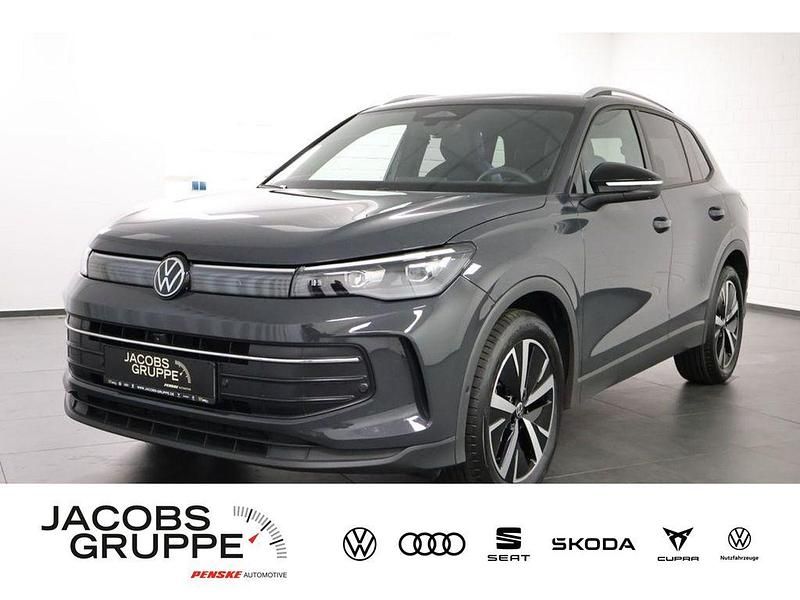 Grau Gebraucht 2025 VW Tiguan Goal SUV | 40.890 € (Superpreis) - Bild 1/4
