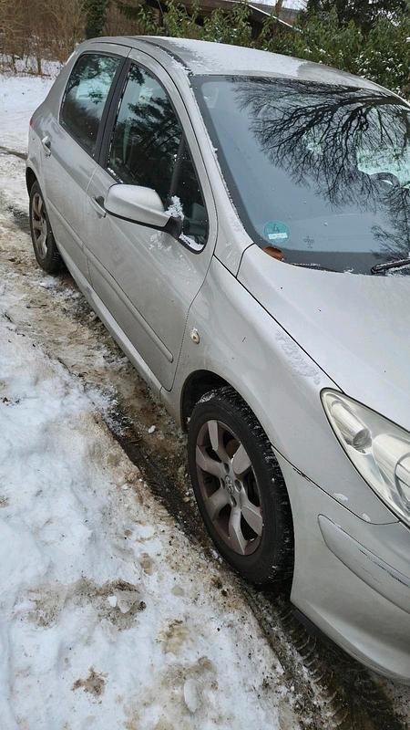 Gebraucht Peugeot 307 101 PS (74 kW) 2005 Grau Limousine