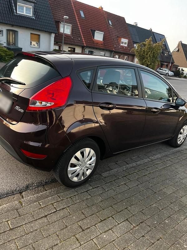 Gebraucht Ford Fiesta 75 PS (55 kW) 2009 Kleinwagen