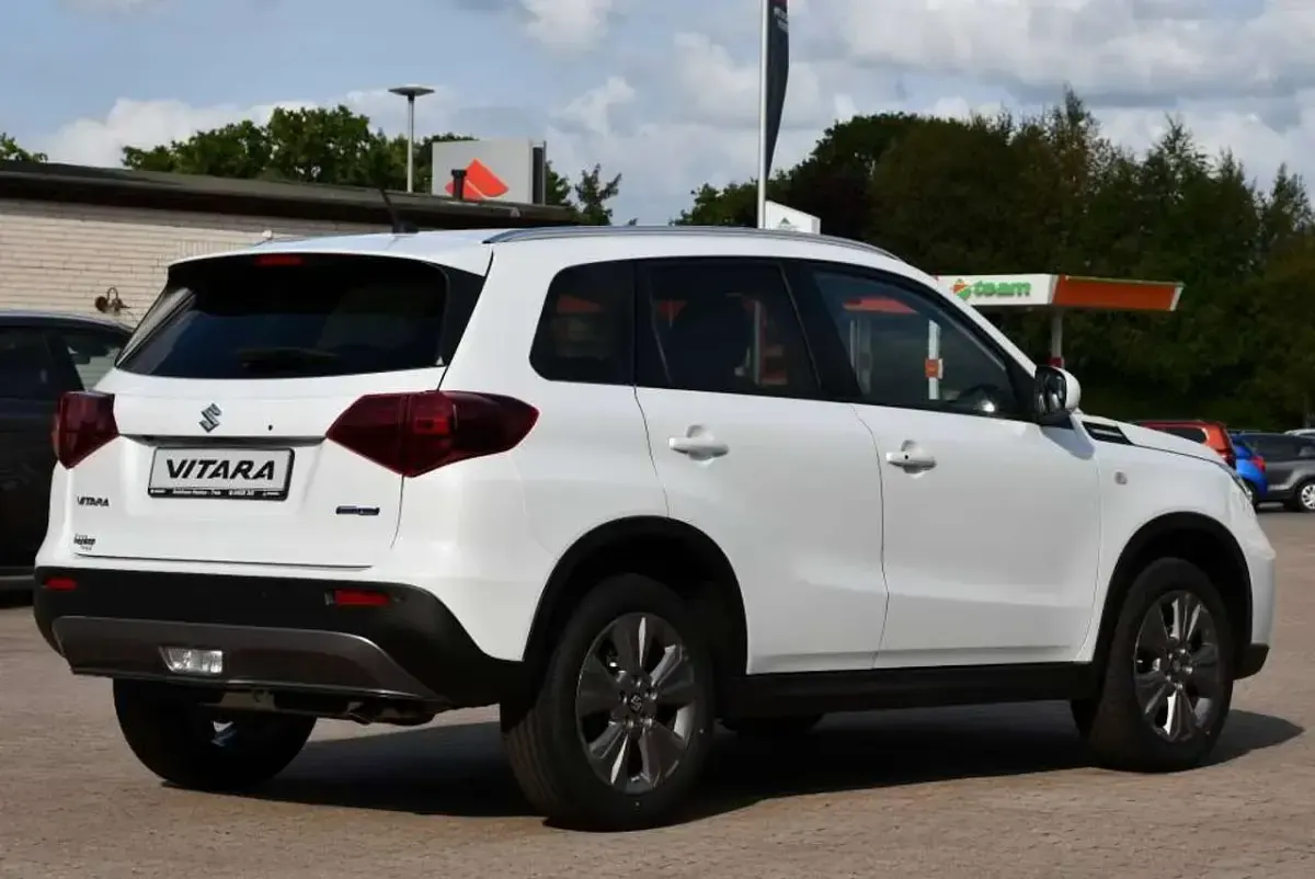 Neu Suzuki Vitara Comfort 129 PS (94 kW) 2026 Weiß SUV