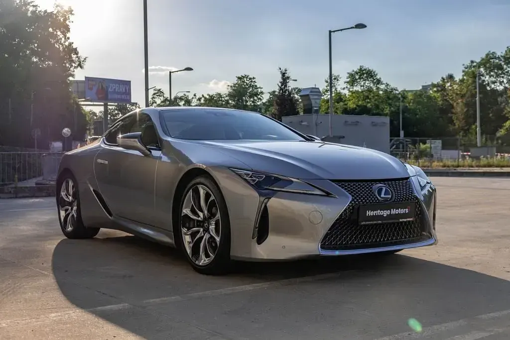 Gebraucht Lexus LC 500 Luxury Line 464 PS (341 kW) 2019 Silber