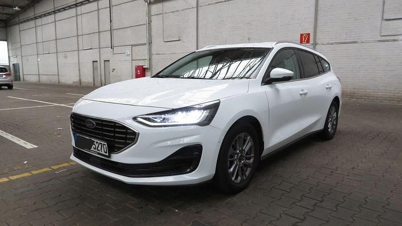 Gebraucht Ford Focus Titanium X 155 PS (114 kW) 2023 Weiß Limousine