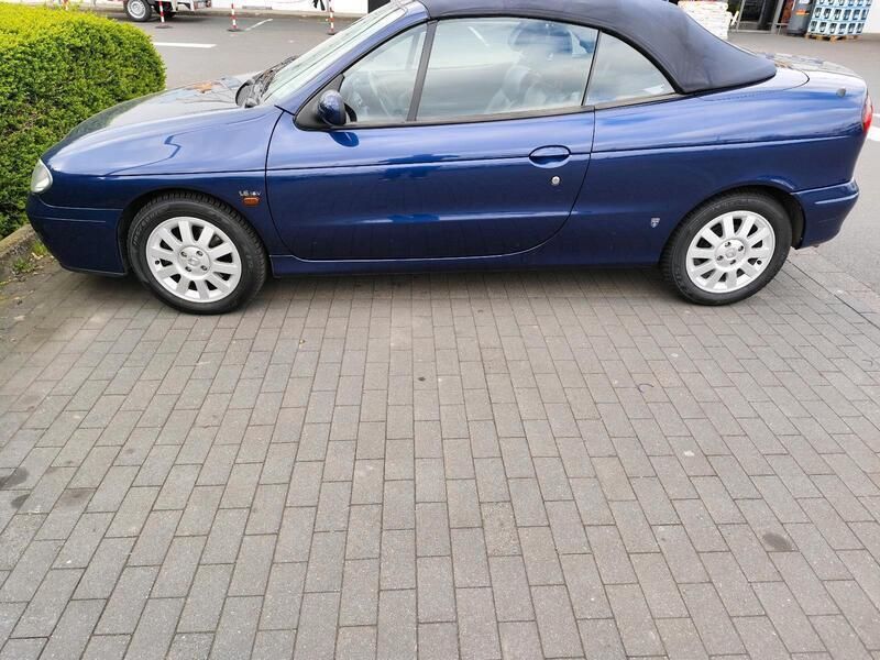 Blau Gebraucht 2003 Renault Mégane Cabriolet Cabrio | 2.450 € (Guter Preis) - Bild 1/4