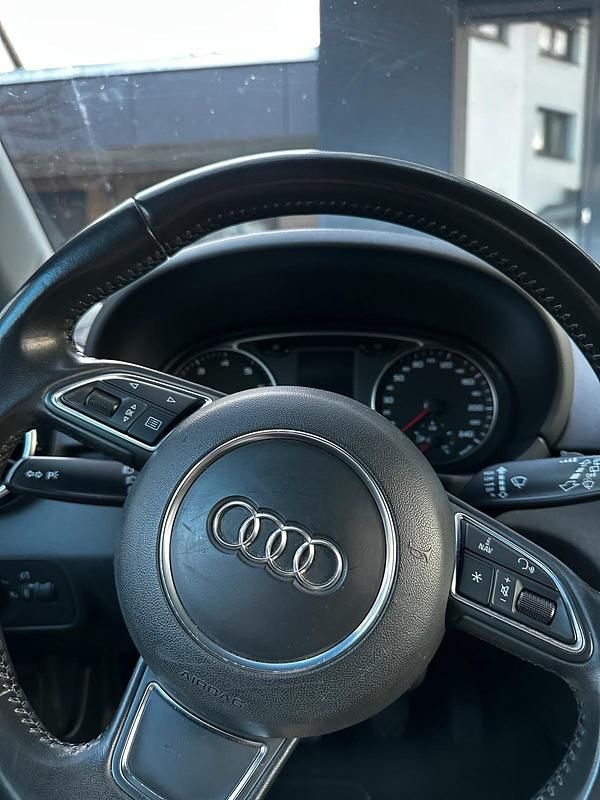 Second-hand Audi A1 85 CP (62 kW) 2013 Roșu Hatchback