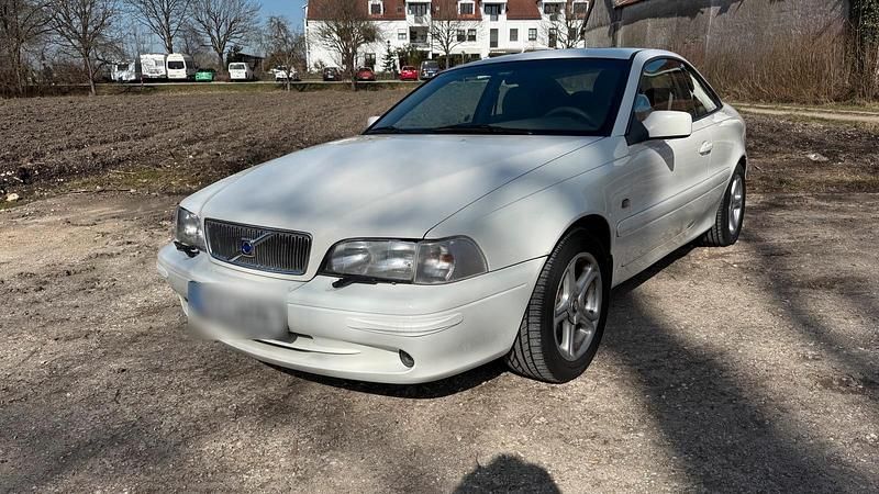 Second-hand Volvo V70 193 CP (141 kW) 2000 Alb Break