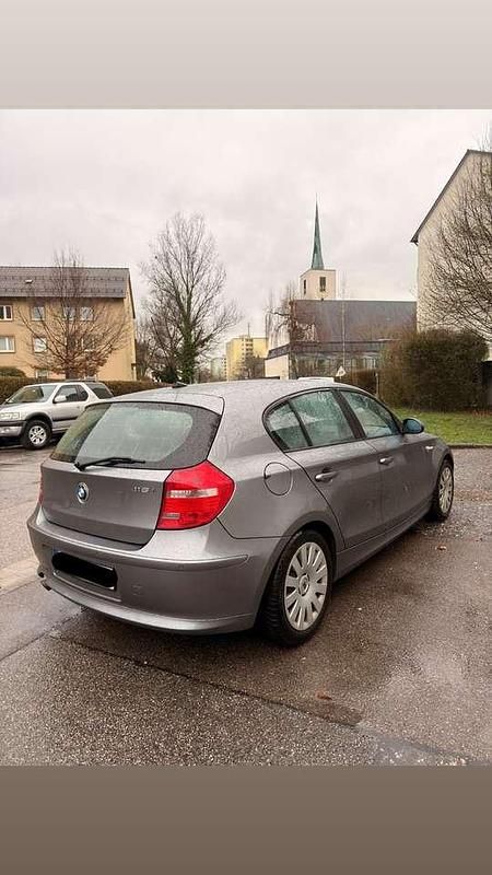 Gebraucht BMW 116 122 PS (89 kW) 2008 Grau Kleinwagen