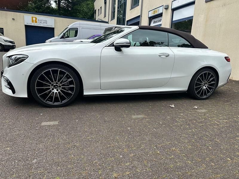 Gebraucht Mercedes E400 AMG 340 PS (250 kW) 2019 Weiß Cabrio