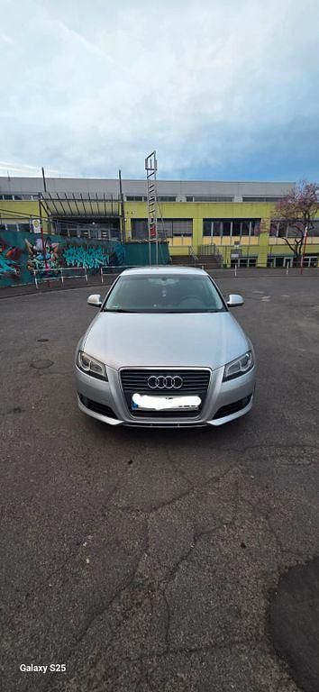 Gebraucht Audi A3 Ambiente 125 PS (91 kW) 2009 Weiß Kleinwagen