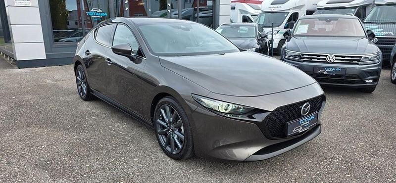 Braun Gebraucht 2021 Mazda 3 Limousine | 20.890 € (Fairer Preis) - Bild 1/4