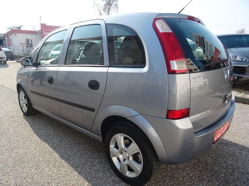 Gebraucht Opel Meriva Basis 101 PS (74 kW) 2005 Silber Van / Kleinbus
