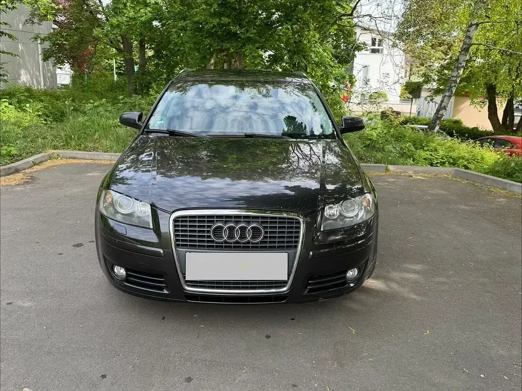 Gebraucht Audi A3 Ambiente 125 PS (91 kW) 2008 Grau Kleinwagen