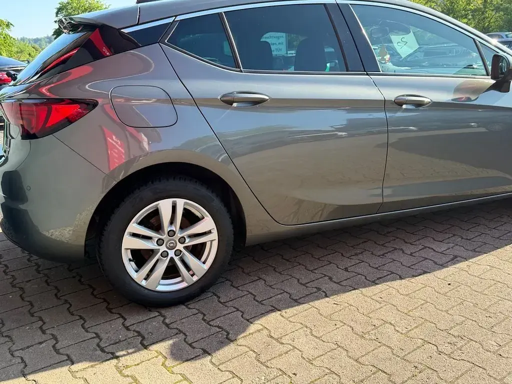 Usata Opel Astra Dynamic 150 CV (110 kW) 2018 Grigio Berlina