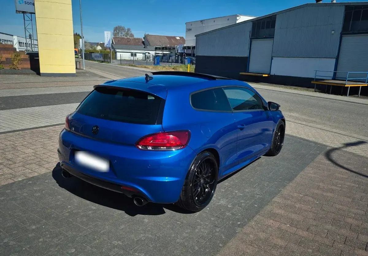 Używany VW Scirocco R 265 KM (194 kW) 2010 Niebieski Coupe