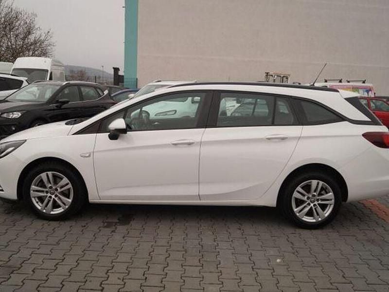 Gebraucht Opel Astra Edition 210 PS (154 kW) 2016 Weiß Kombi
