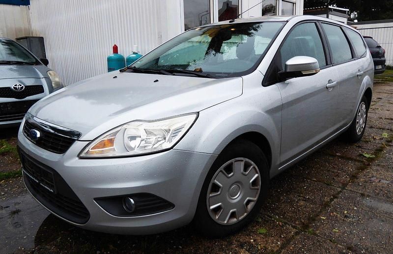 Silber Gebraucht 2008 Ford Focus Style Kombi | 4.100 € (Fairer Preis) - Bild 1/4