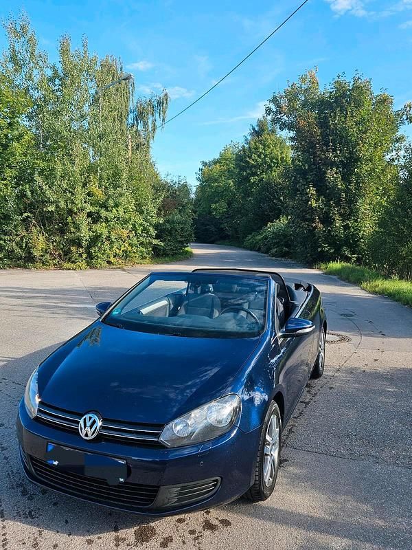 Gebraucht VW Golf Cabriolet 105 PS (77 kW) 2012 Blau Cabrio