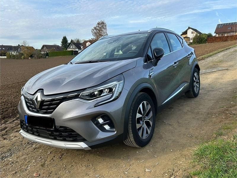 Grau Gebraucht 2021 Renault Captur Intens SUV | 13.700 € (Guter Preis) - Bild 1/4