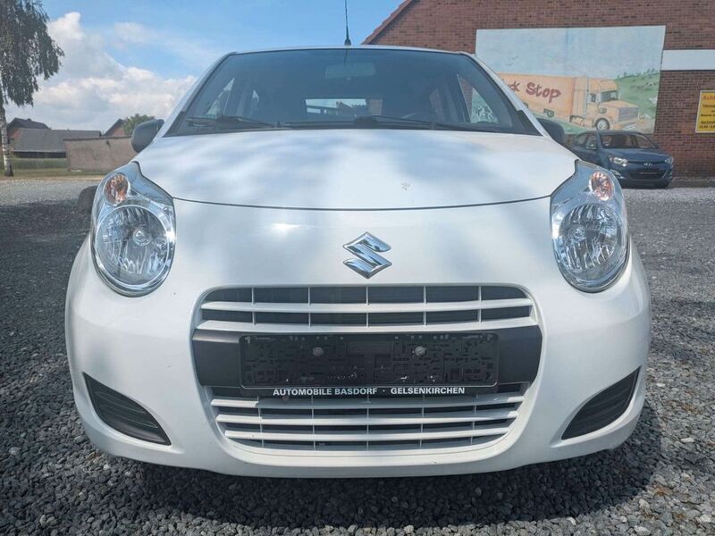 Weiß Gebraucht 2013 Suzuki Alto Kleinwagen | 3.400 € (Fairer Preis) - Bild 1/4
