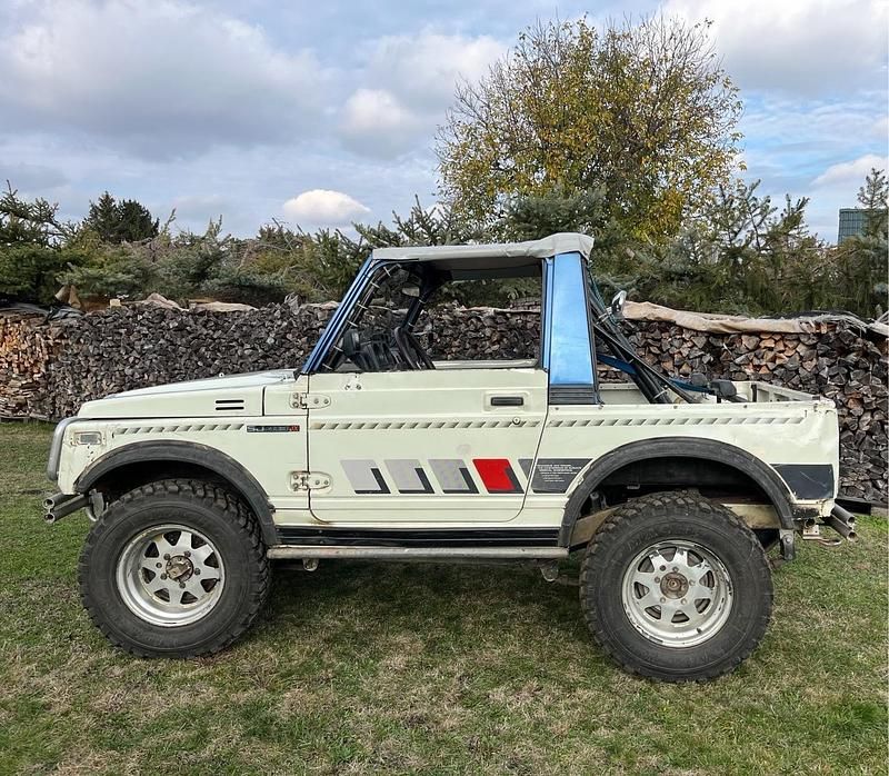 Weiß Gebraucht 1986 Suzuki Samurai SUV | 3.550 € - Bild 1/4
