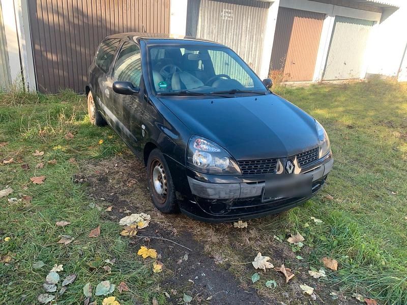 Gebraucht 2003 Renault Clio II Kleinwagen | 300 € (Superpreis) - Bild 1/4