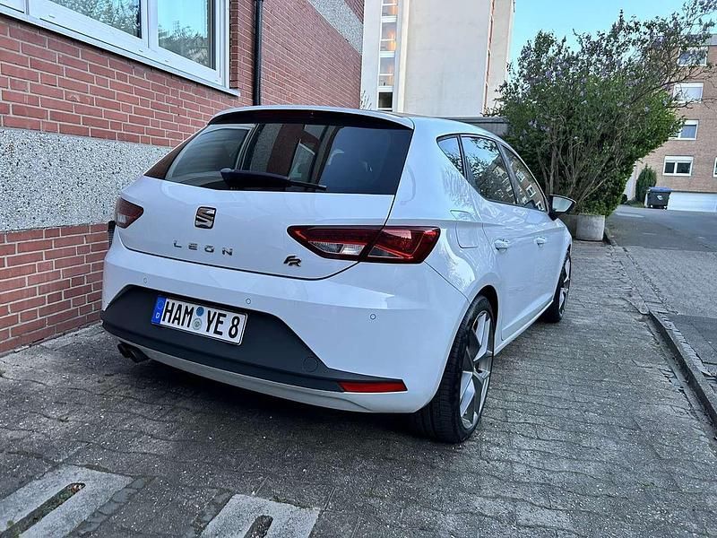 Gebraucht Seat Leon FR 179 PS (131 kW) 2014 Weiß Kleinwagen