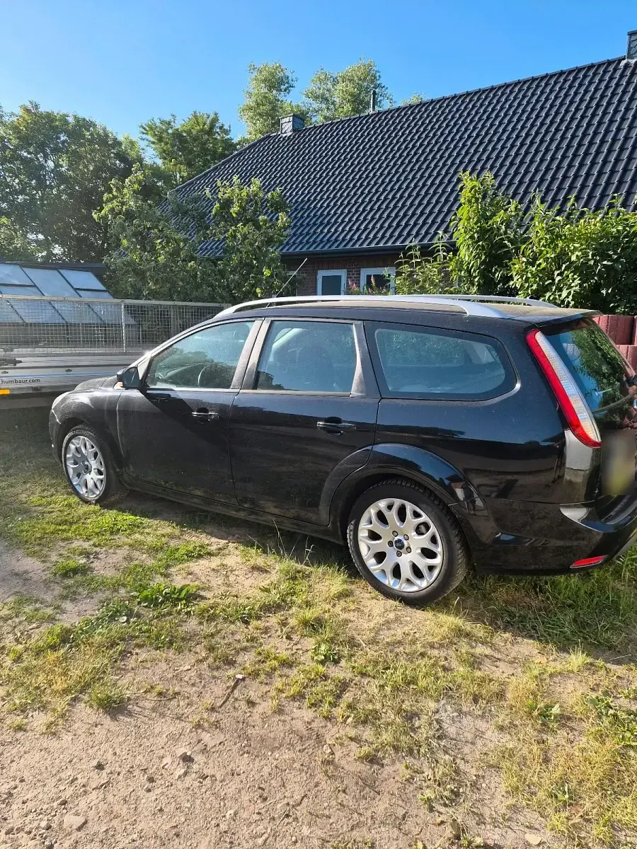 Gebraucht Ford Focus 109 PS (80 kW) 2009 Schwarz Kombi