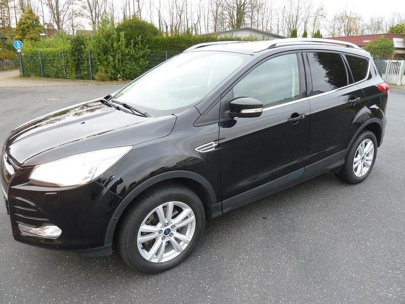 Schwarz Gebraucht 2014 Ford Kuga Titanium SUV | 12.450 € (Fairer Preis) - Bild 1/4