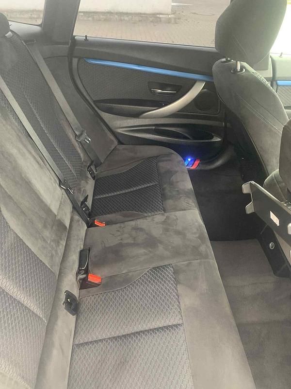 Schwarz Gebraucht 2015 BMW 320 M Sport Limousine | 12.800 € (Etwas zu teuer) - Bild 1/4