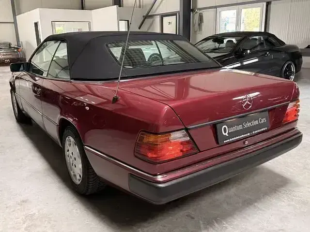 Gebraucht Mercedes 300 Sportline 220 PS (161 kW) 1992 Rot Cabrio