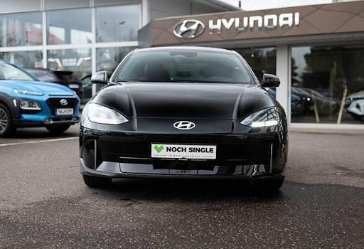 Gebraucht Hyundai Ioniq 6 Techniq 167 kW (228 PS) 2024 Abyss black Limousine