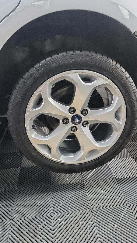 Gebraucht Ford S-MAX S 163 PS (119 kW) 2013 Weiß Van / Kleinbus