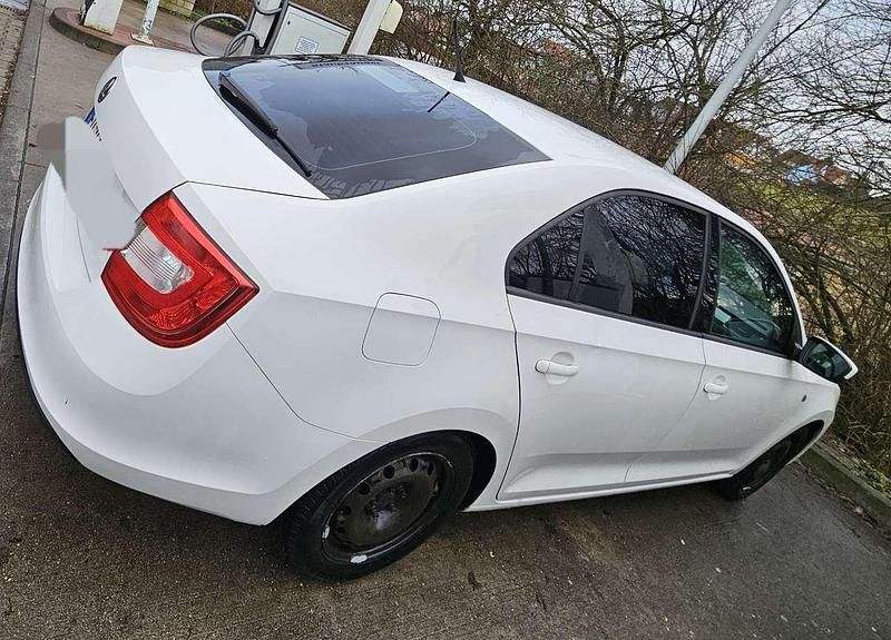 Gebraucht Skoda Rapid Ambition 86 PS (63 kW) 2014 Kleinwagen