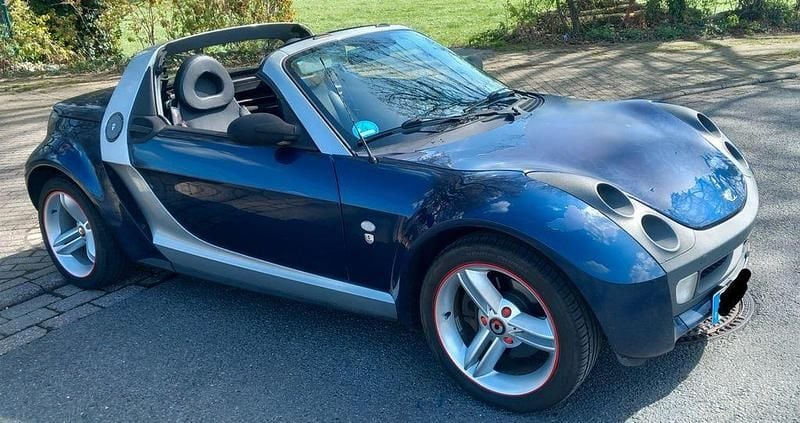 Usado Smart Roadster 82 HP (60 kW) 2003 Azul Cabrios