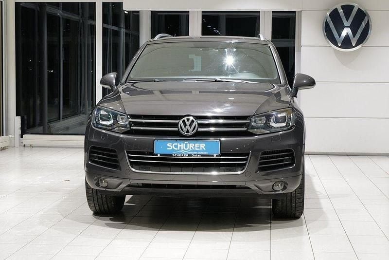 Gebraucht VW Touareg Basis 239 PS (175 kW) 2011 Grau SUV