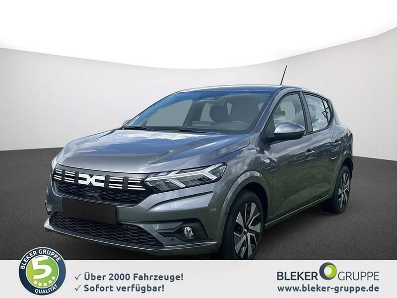 Metalliclackierung dolomitgr Neu 2025 Dacia Sandero Expression Kleinwagen | 17.270 € (Fairer Preis) - Bild 1/4