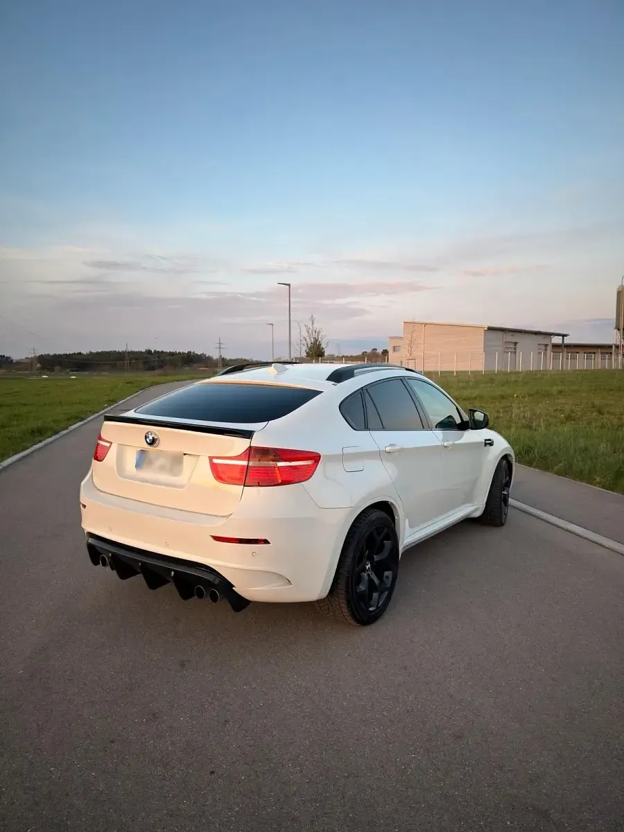 Gebraucht BMW X6 M 555 PS (408 kW) 2009 Weiß SUV