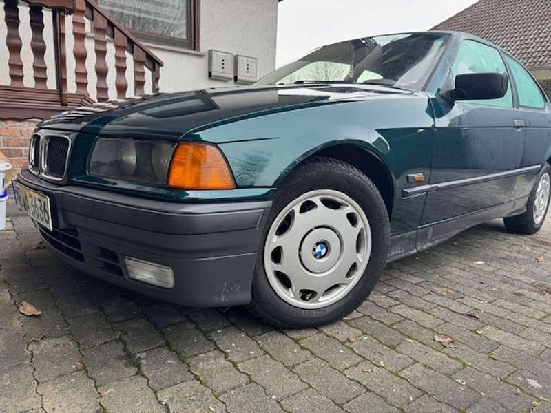 Gebraucht BMW 316 Compact 105 PS (77 kW) 1996 Grün Kleinwagen