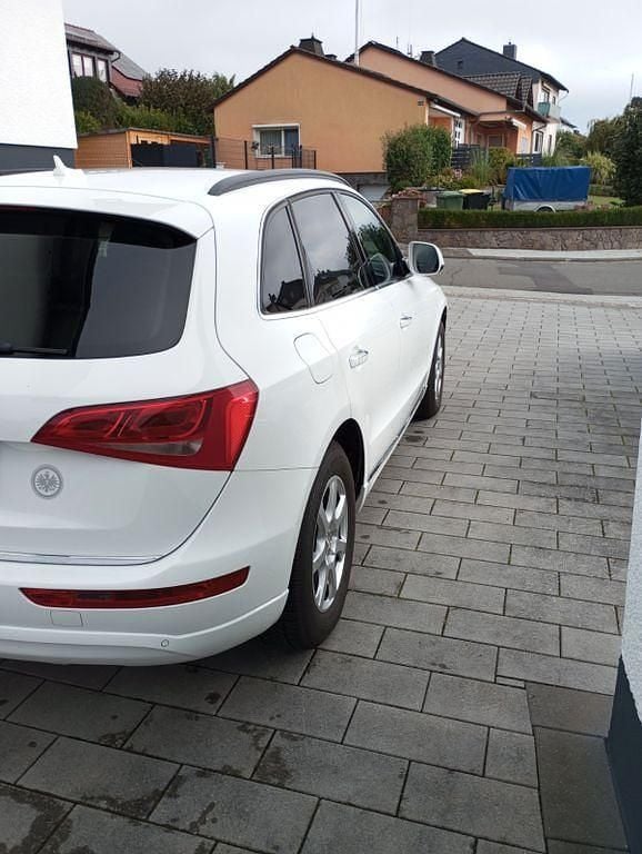 Weiß Gebraucht 2015 Audi Q5 SUV | 16.800 € (Fairer Preis) - Bild 1/4
