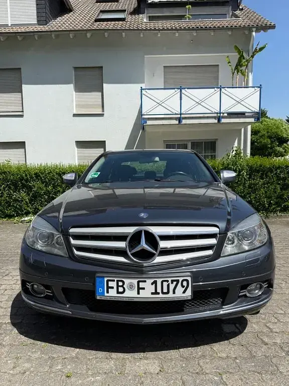 Gebraucht Mercedes C180 Avantgarde 156 PS (114 kW) 2007 Grau Limousine