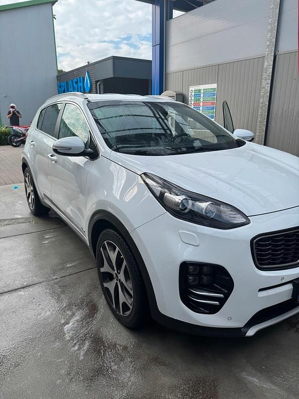 Weiß Gebraucht 2017 Kia Sportage GT-Line SUV | 17.200 € (Guter Preis) - Bild 1/4