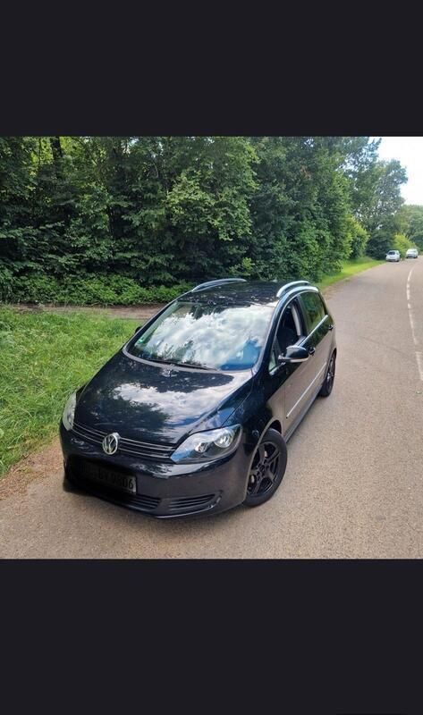 Schwarz Gebraucht 2009 VW Golf Plus Cross Comfortline Van / Kleinbus | 3.850 € (Etwas zu teuer) - Bild 1/4