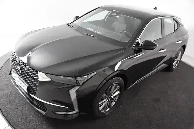 Gebraucht DS Automobiles DS4 Bastille Plus 131 PS (96 kW) 2022 Rot Limousine