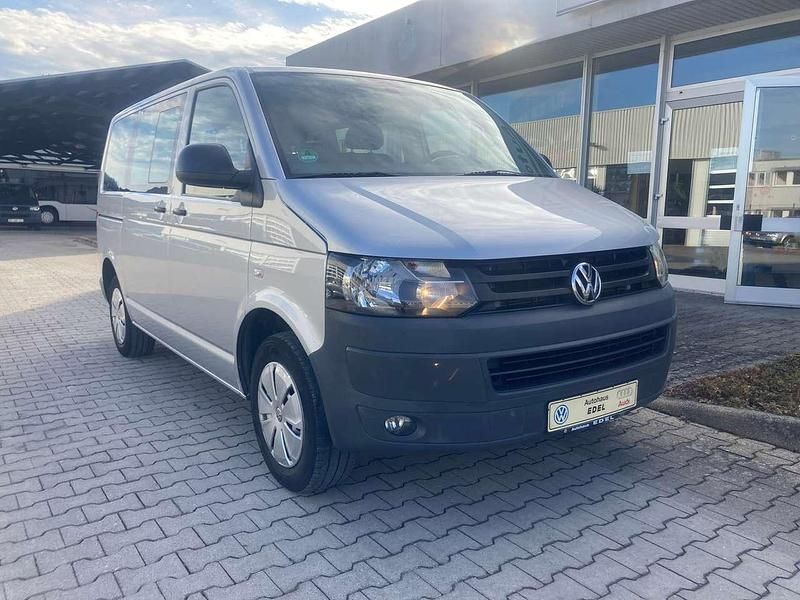 Reflexsilber metallic Gebraucht 2011 VW T5 Trendline Van | 14.450 € (Fairer Preis) - Bild 1/4