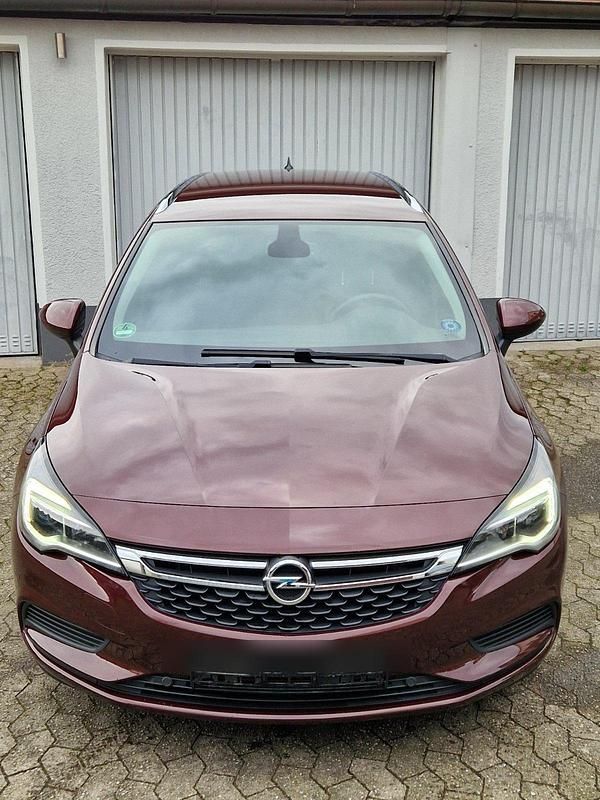 Gebraucht Opel Astra 136 PS (100 kW) 2018 Andere farben Kombi