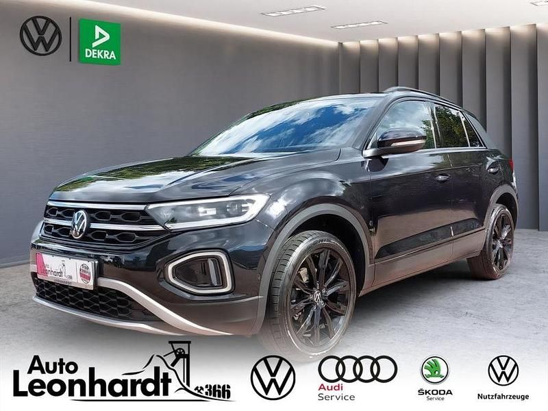 Schwarz Gebraucht 2022 VW T-Roc Style SUV | 23.490 € (Etwas zu teuer) - Bild 1/4