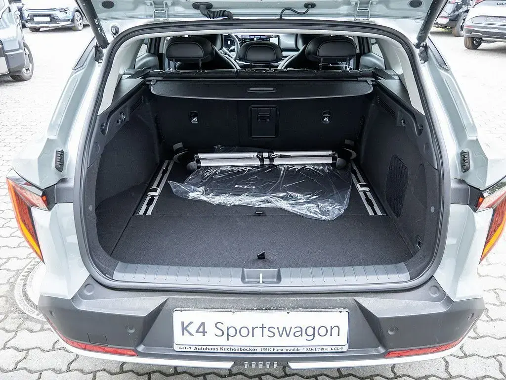 Neu Kia K4 Spirit 150 PS (110 kW) 2026 Other Kombi
