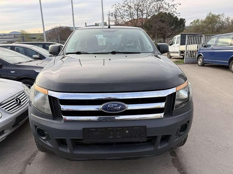 Gebraucht Ford Ranger XL 150 PS (110 kW) 2013 Pantherschwarz metallic Pickup