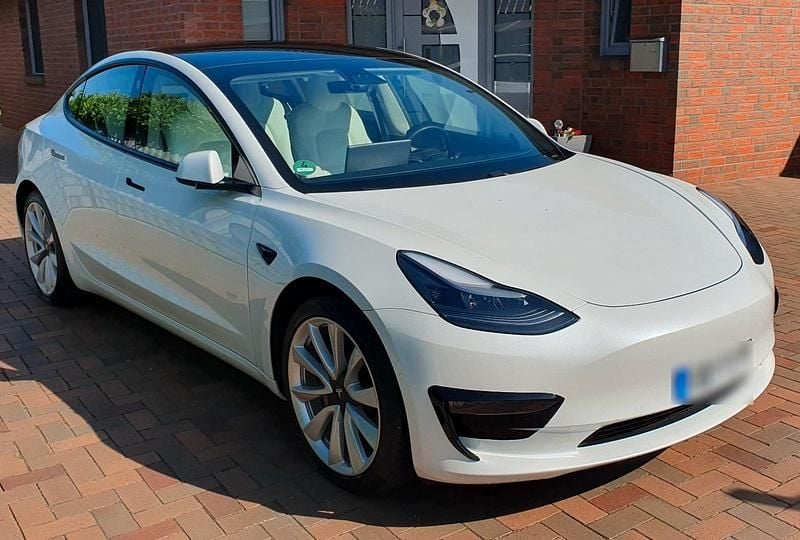 Usado Tesla Model 3 Long Range AWD 366 kW (498 CV) 2021 Blanco Berlina
