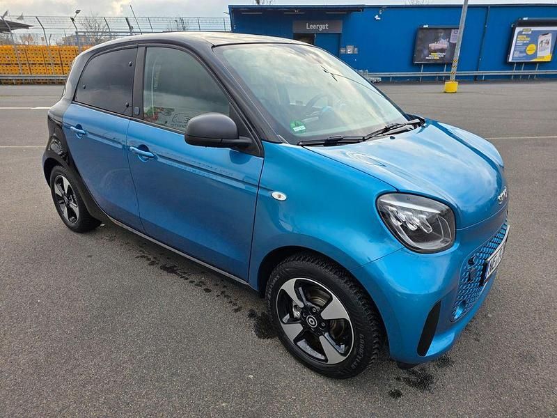 Gebraucht Smart ForFour Electric Drive 60 kW (82 PS) 2021 Blau Kleinwagen