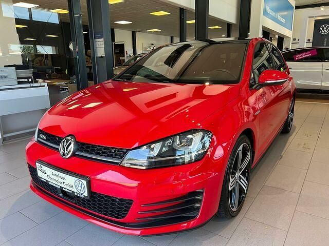 Gebraucht VW Golf VII Business 184 PS (135 kW) 2017 Rot Kleinwagen